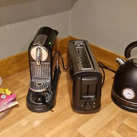 ô Tour's Angels A Côté