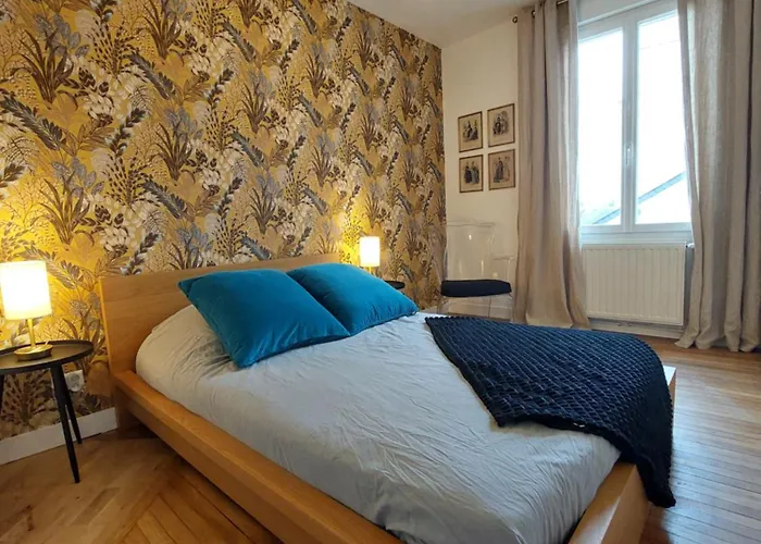 ô Tour's Angels A Côté Tours