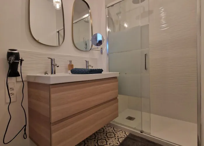 ô Tour's Angels A Côté Apartamento *